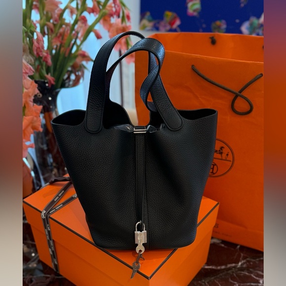 Hermes Picotin 22 Black /Silver - Picture 1 of 11